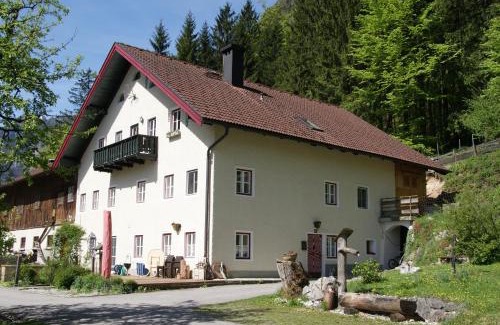 Golling an der Salzach Apartment | Ferienwohnung Bluntaumühle