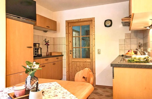 Aschau im Chiemgau Apartment | Ferienwohnung I 45 qm°, zwei Schlafzimmer, Südbalkon und ebenerdigem Eingang°