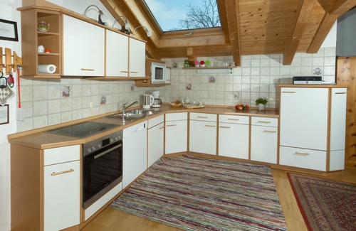 Aschau im Chiemgau Apartment | Ferienwohnung II "Kampenwand" extra Schlafzimmer und Süd-Balkon, 70 qm°