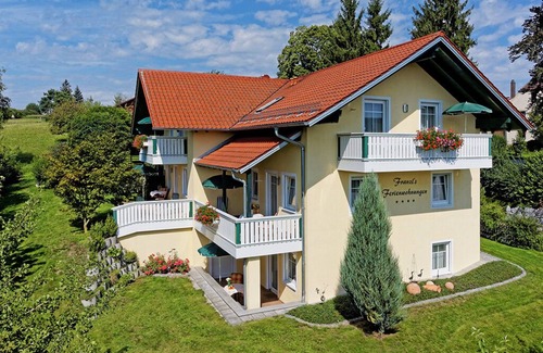 Bad Birnbach Apartment | Ferienwohnung 6 | Vier Sterne-Ferienwohnung mit Sonnenterasse