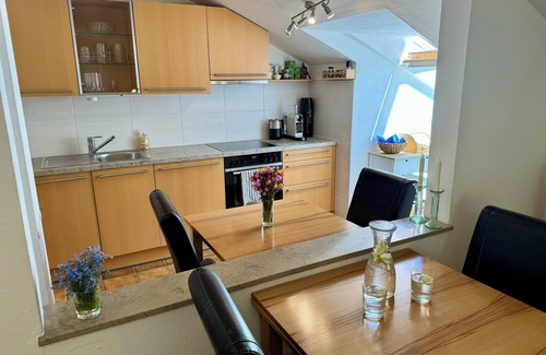 Resten Apartment | Ferienwohnung 65 qm mit Balkon für Max. 6 Personen