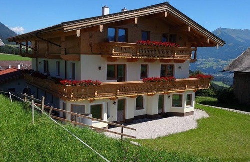 Terfens Apartment | Ferienwohnung Alpenpanorama - Nockhof