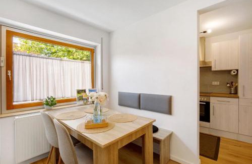 Muensingen Apartment | Ferienwohnung am Alenberg