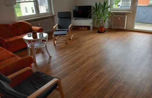 Bechhofen Apartment | Ferienwohnung am Waldrand mit Balkon und Garten