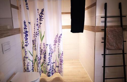 Veitshoechheim Apartment | Ferienwohnung am Zehntkeller