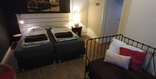 Senheim Apartment | Ferienwohnung an der Mosel, Postamt