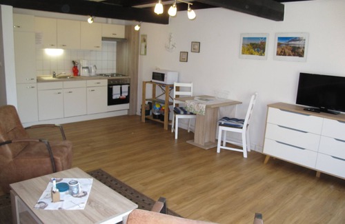 Dornum Apartment | Ferienwohnung/app. für 3 Gäste mit 53m² in Dornum