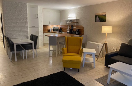 Tossens Apartment | Ferienwohnung/app. für 5 Gäste mit 65m² in Tossens