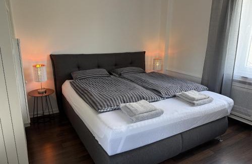Detmold House | Ferienwohnung Arminius