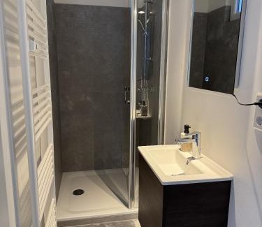 Detmold House | Ferienwohnung Arminius