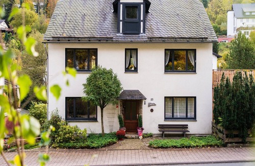 Schwalefeld Apartment | Ferienwohnung bei Willingen mit Garten