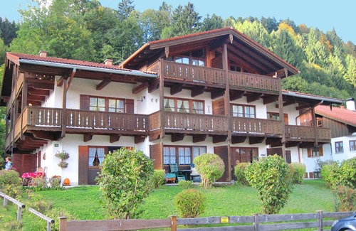 Aschau im Chiemgau Apartment | Ferienwohnung "Bergblickl" 28 qm, Dachgeschoss mit Balkon