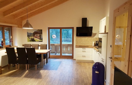 Groissenbach Apartment | Ferienwohnung Chiemsee, ca. 100 qm für 2-6 Personen