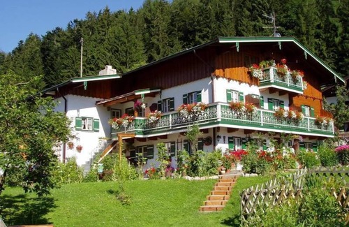 Marktschellenberg Apartment | Ferienwohnung Untersberg für 2-4 Personen