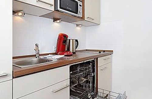 Neuharlingersiel Apartment | Ferienwohnung Polaris - Haus Hafenromantik in Neuharlingersiel