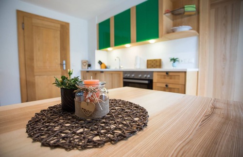 Bischofswiesen Apartment | Ferienwohnung für 2 Personen, ca. 40 m², 1 Schlafzimmer, Wohn-Schlafzimmer, Küche, Balkon