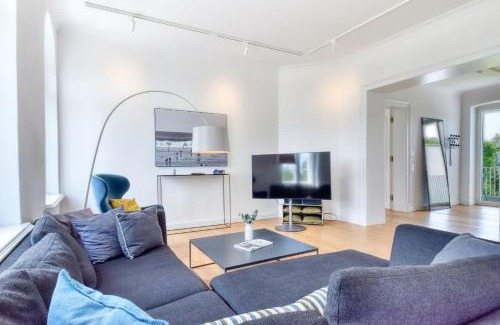 Putbus Apartment | Ferienwohnung Fürst Malte Loft I Design & Pool Putbus