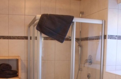 Piding Apartment | Ferienwohnung Fagerer Souterrain 65qm