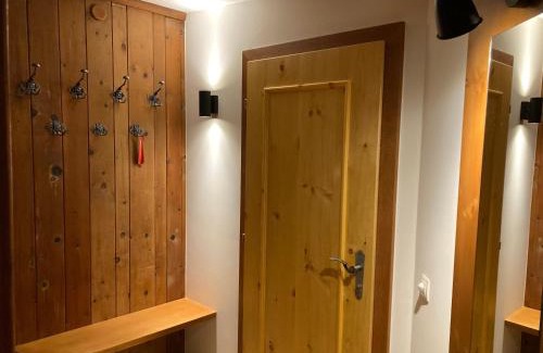 Finkenberg Apartment | Ferienwohnung Gams