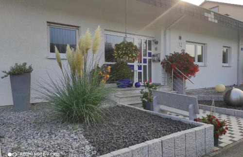 Vaihingen an der Enz Apartment | Ferienwohnung Gartenblick