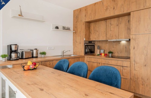 Garz Apartment | Ferienwohnung Haffblick 8 - "exklusives 61m² Apartment mit Haff-blick Ruhige Lage Balkon & Wlan