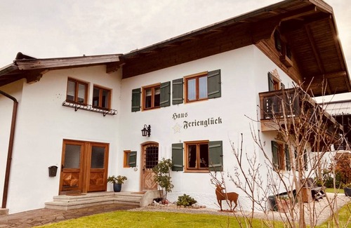 Blindau Apartment | Ferienwohnung Haus Ferienglück mit Unmittelbarem Zugang zu den Loipen