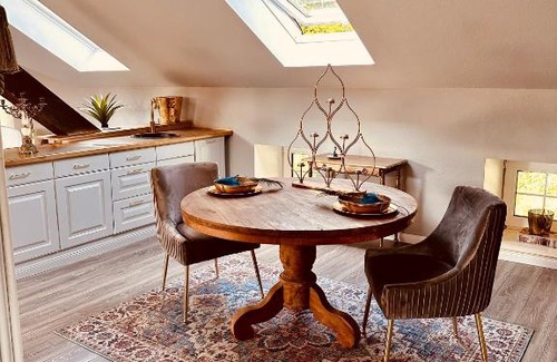 Kleinblittersdorf Apartment | Ferienwohnung Honeymoon Deluxe Wellness mit Sauna auf Schloss Falkenhorst
