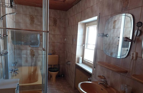 Neuschoenau Apartment | Ferienwohnung im 1. Stock für bis zu 3 Personen