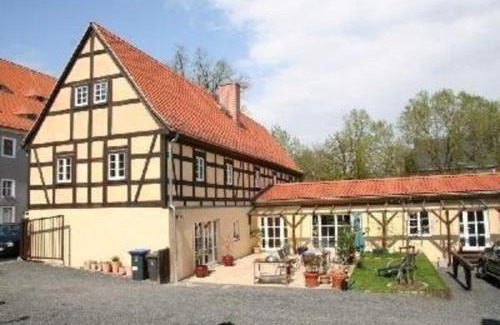 Maxen Apartment | Ferienwohnung Im Sanierten Fachwerkhof Mit Terrasse Und Pool Nah An Dresden
