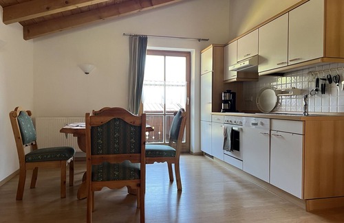 Bischofswiesen Apartment | Ferienwohnung Kermer, 60m², 1-2 Per., 1 SZ, Bad WC, Balkon