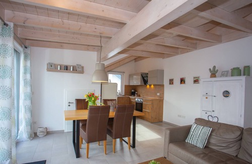Langenargen Apartment | Ferienwohnung Lago Rosso in Langenargen