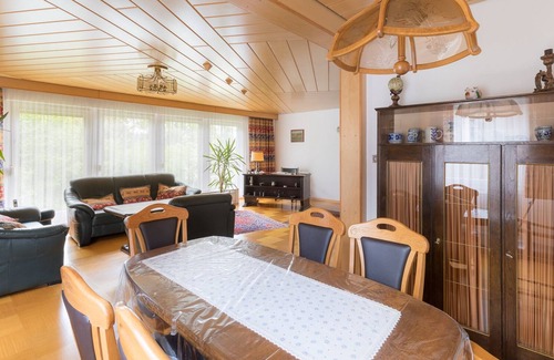 Bronnen Apartment | Ferienwohnung Mankai, 100 qm mit Terrasse und 2 Schlafzimmern für max. 5 Personen