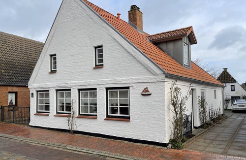 Maasholm Apartment | Ferienwohnung mit Eigenem Eingang und Terrasse im Historischen Fischerhaus