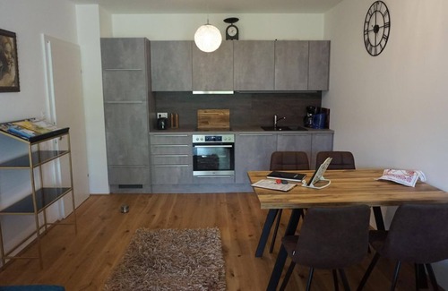 Sattendorf Apartment | Ferienwohnung mit Garten Top 4 - Ferienwohnungen Karasek