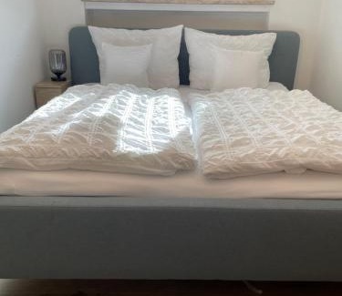 Mittenwald Apartment | Ferienwohnung mit Terrasse und Garten mit Blick auf das Karwendelgebirge