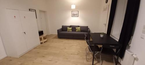 Krefeld Apartment | Ferienwohnung Monteurwohnung Messewohnung Krefeld 5 Personen Nähe Düsseldorf