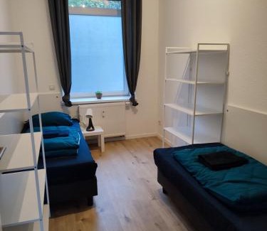 Krefeld Apartment | Ferienwohnung Monteurwohnung Messewohnung Krefeld 5 Personen Nähe Düsseldorf