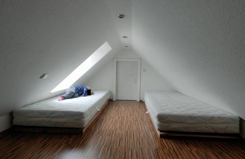 Bockhorn Apartment | Ferienwohnung Neugebauer