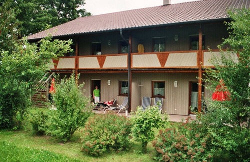 Bad Birnbach Apartment | Ferienwohnung Nr. 1 | Wohnung für 4 Personen mit Wohnzimmer und Kamin