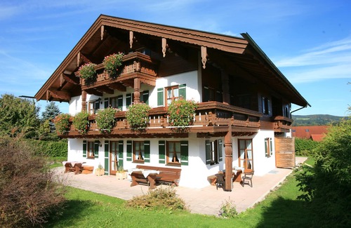 Aufham Apartment | Ferienwohnung Nr. 5, 48 qm, Nichtraucher, 1 Schlafzimmer, Wohnraum/Kochnische, Balkon, Sat-TV, 4 Sterne, max 3 Personen