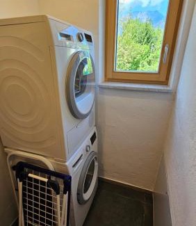 Hallein Apartment | Ferienwohnung Oberalm