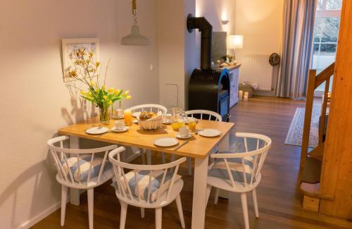 Westermarkelsdorf Apartment | Ferienwohnung ORA - Inselhof Fehmarn