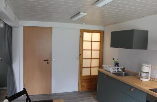 Buedelsdorf Apartment | Ferienwohnung Roggenbach - Studio mit Gartenblick