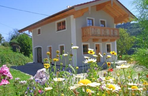 Aschau im Chiemgau Apartment | Ferienwohnung sZuahäusl