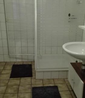 Porta Westfalica Apartment | Ferienwohnung Sandner