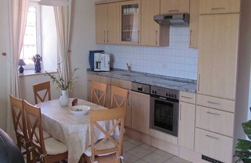 Muritz Apartment | Ferienwohnung Schlossstraße - Holiday apartment near the castle