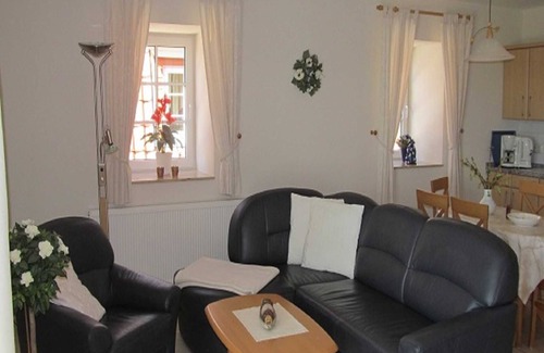 Muritz Apartment | Ferienwohnung Schlossstraße - Holiday apartment near the castle