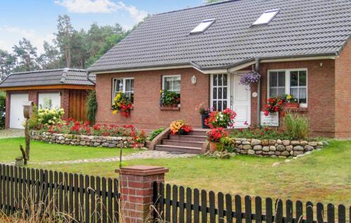 Muritz Apartment | Ferienwohnung Schwarzenhof