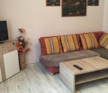 Markisch Buchholz Apartment | Ferienwohnung Sonnenberg Dahmeblick