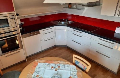 Schwaz Apartment | Ferienwohnung Sonnwendhof "Inntalblick" im Dachgeschoss